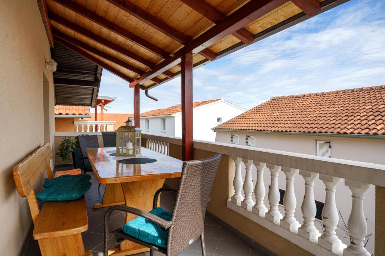 Apartments Vesna Vodice Bagian luar foto
