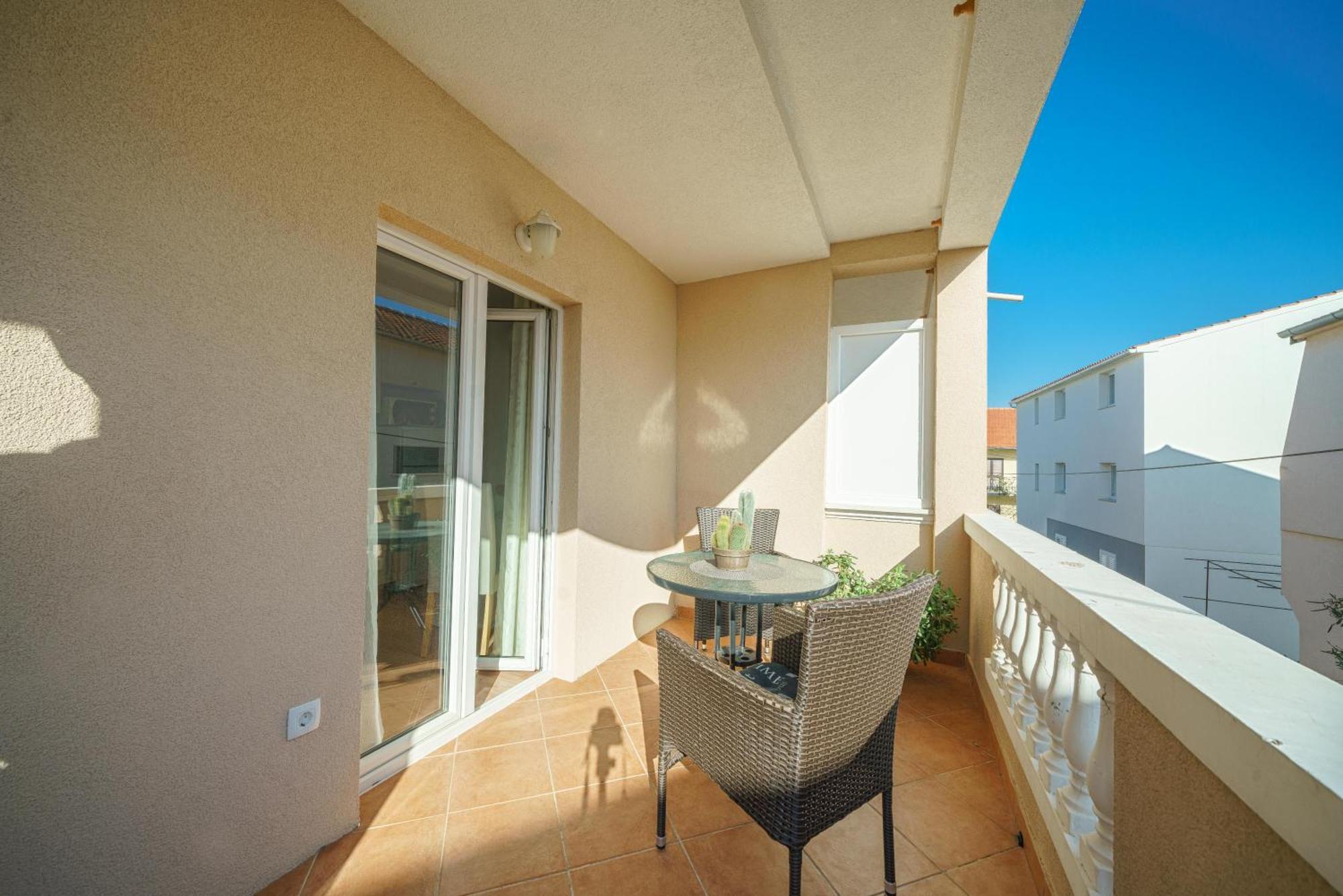 Apartments Vesna Vodice Ruang foto